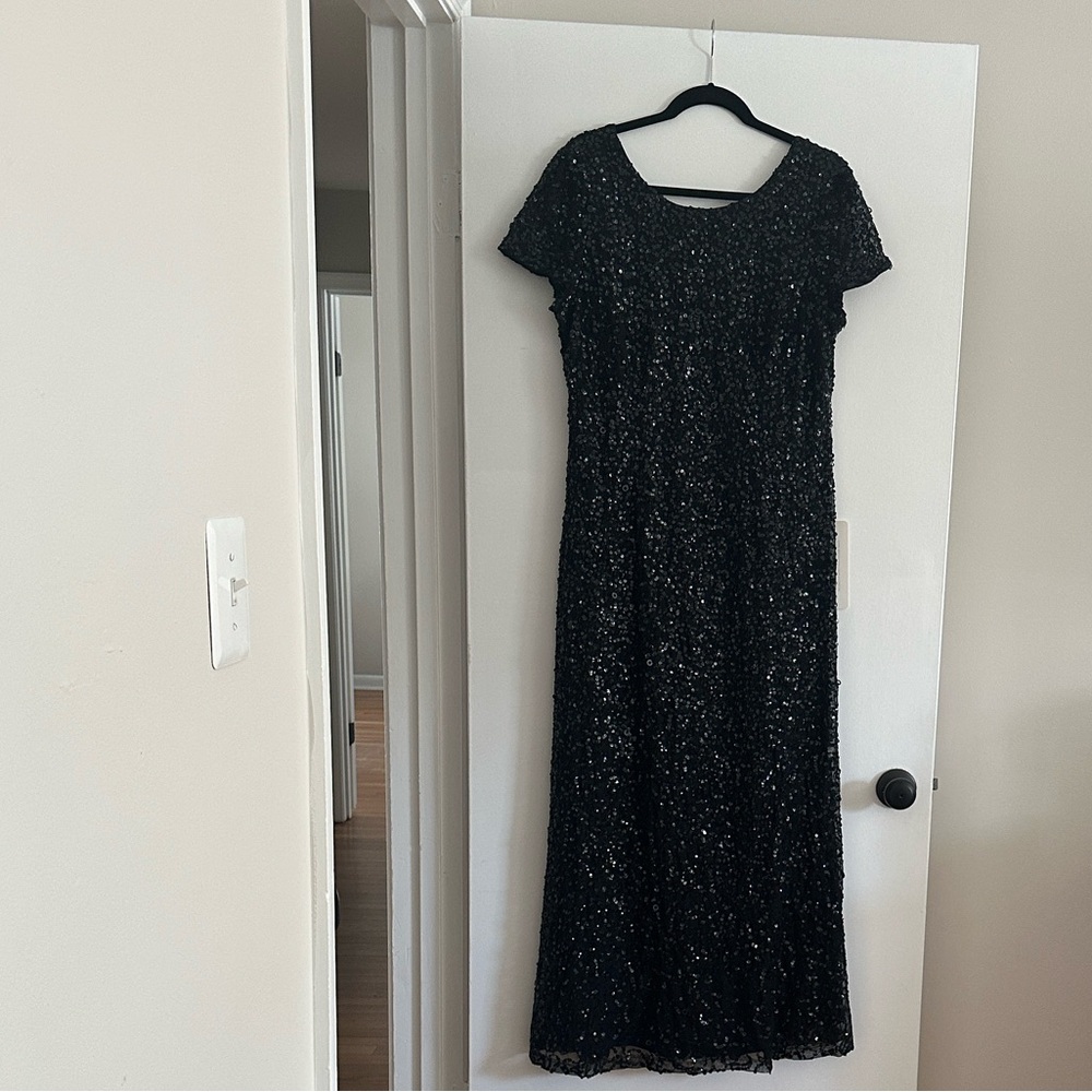 Adrianna Papell Black Sequin Maxi Dress